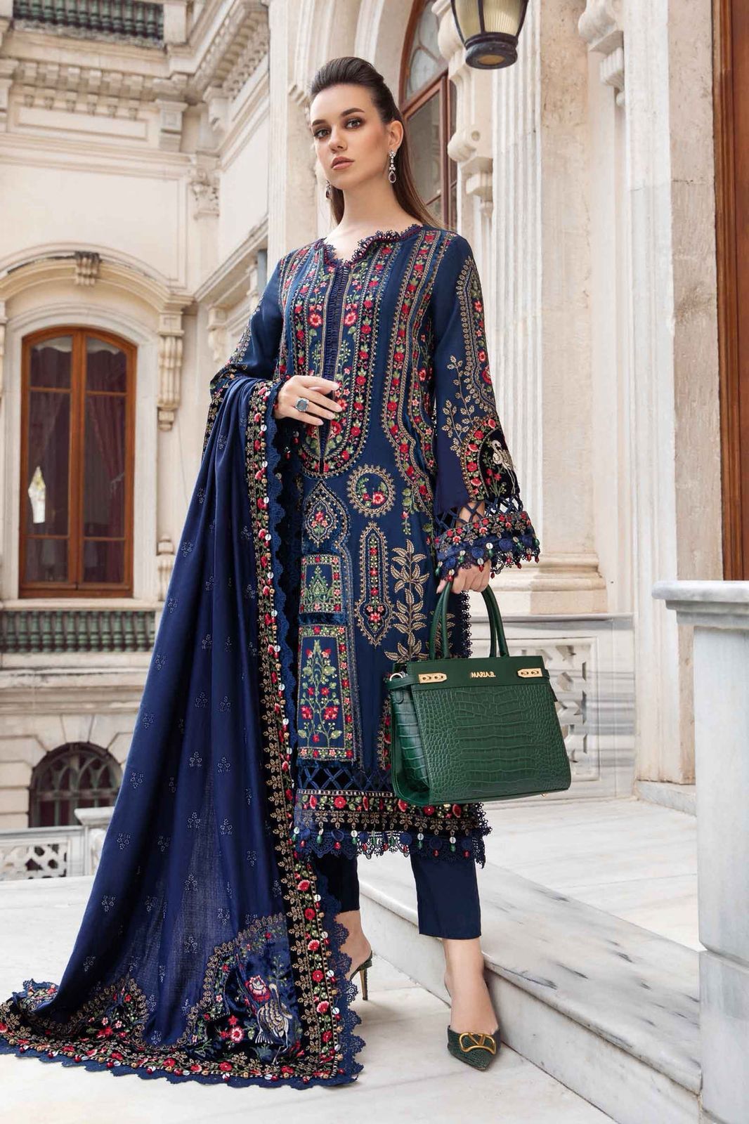 Maria B Winter – Dhanak Heavy Embroidered 3-Pc Suit
